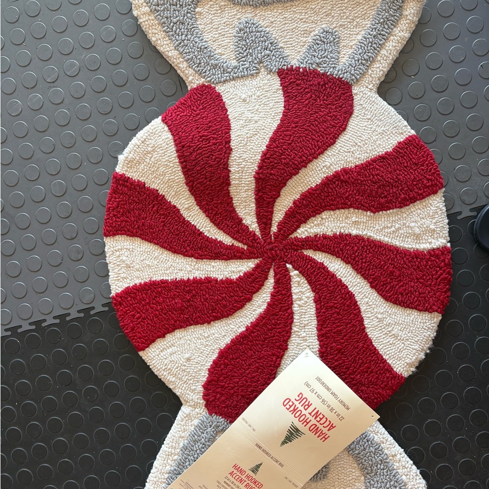 Kirklands Red and Cream Candy Swirl Door Mat